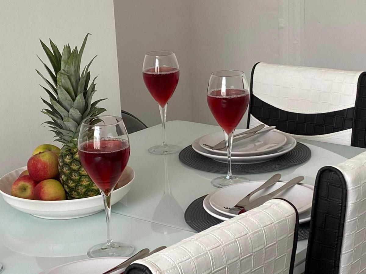 Cosy Cheerful 2 Bedrooms Near Piccadilly, Etihad Stadium Sleeps Up To 5 Manchester Exterior foto